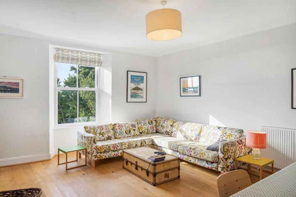 Manacles - Spacious Flat Near Beach With Sea Views & Parking Falmouth Ngoại thất bức ảnh