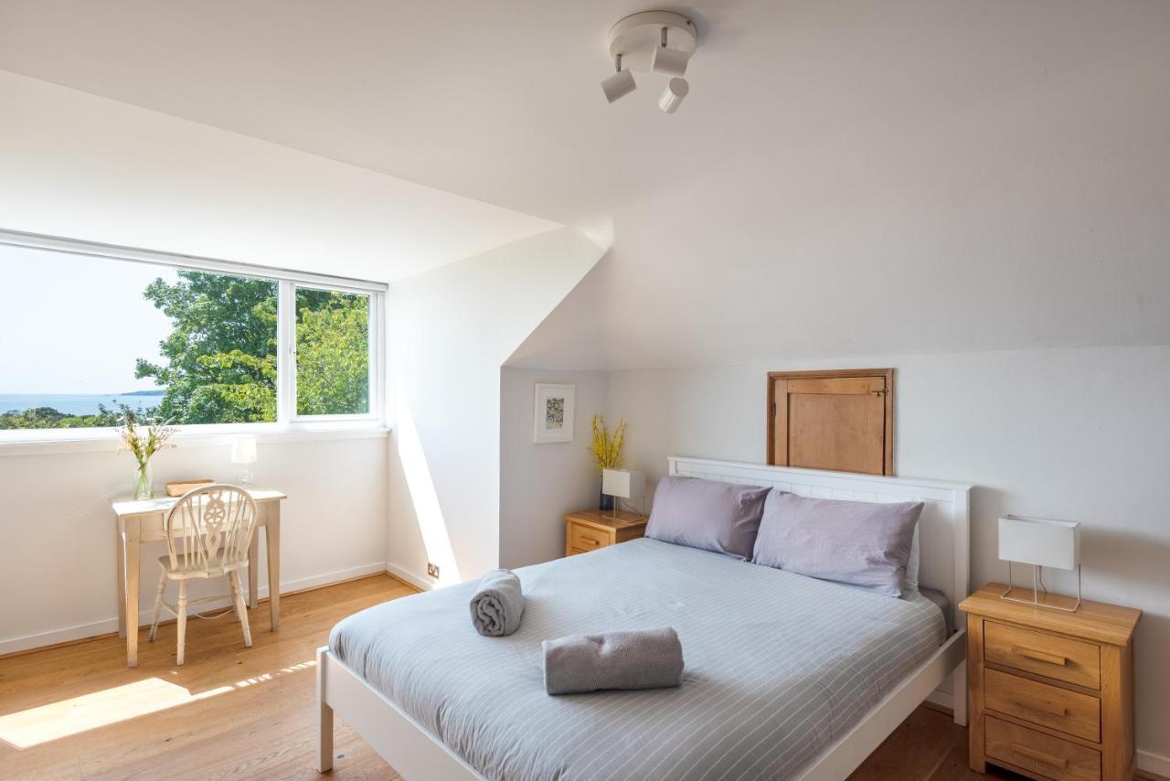 Manacles - Spacious Flat Near Beach With Sea Views & Parking Falmouth Ngoại thất bức ảnh